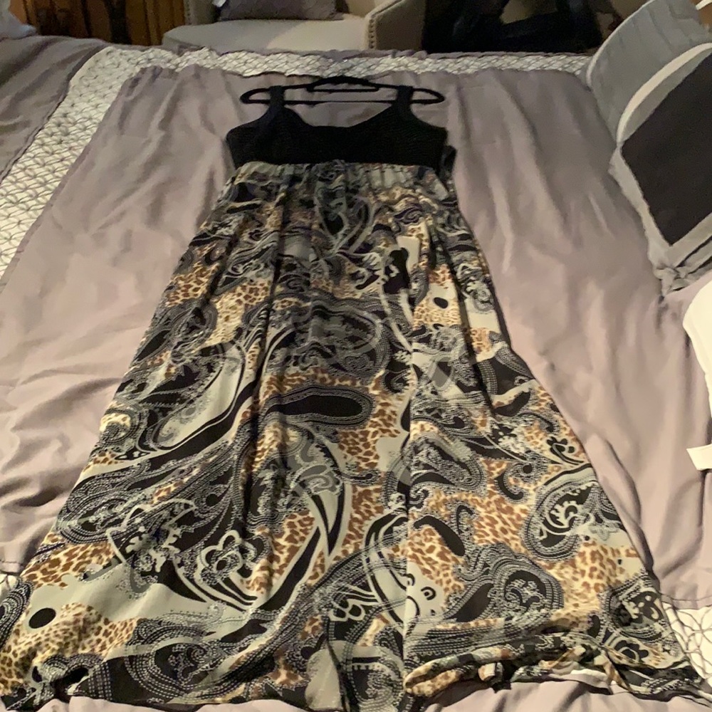 Long sleeveless summer dress